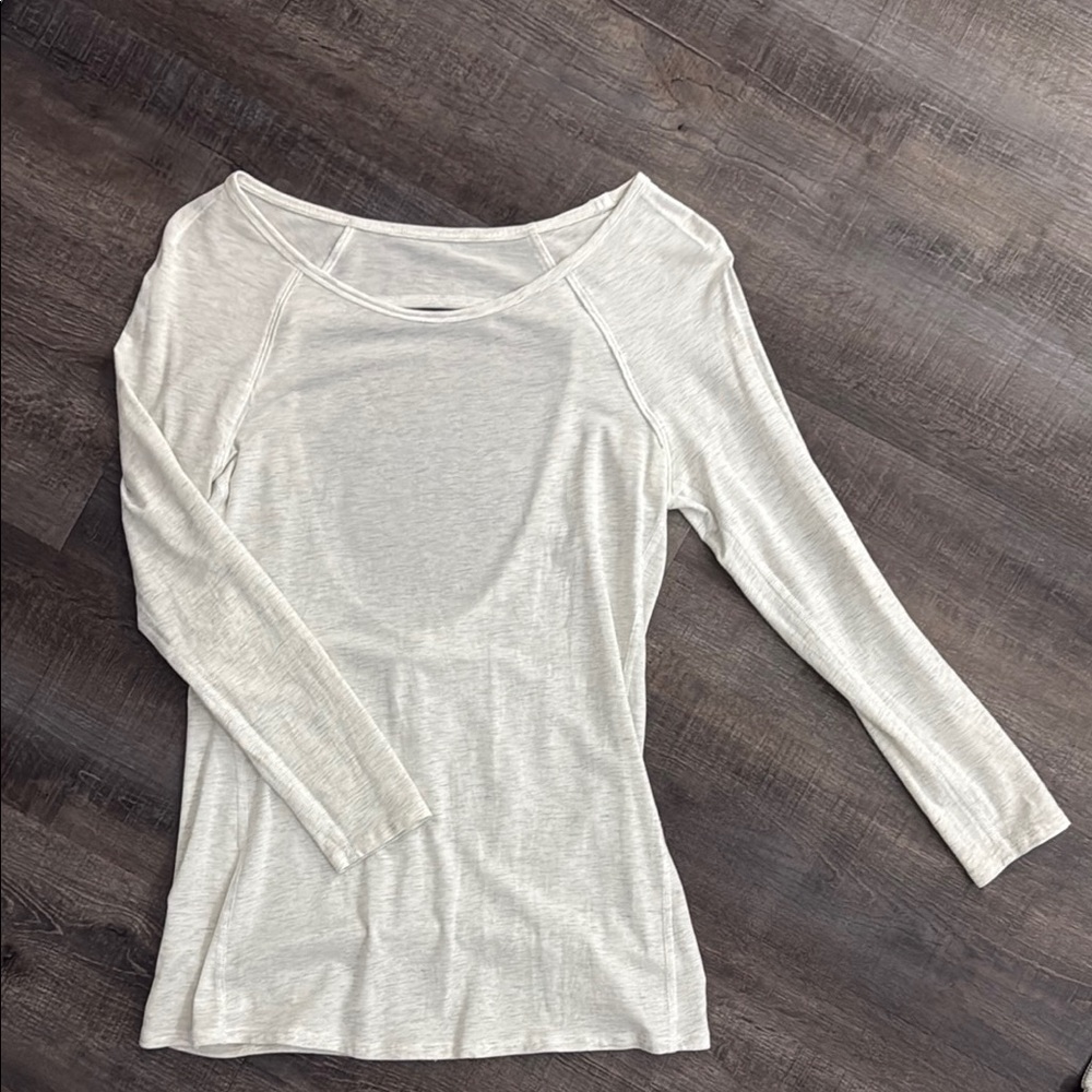 Lululemon Athletica White/Light Grey Fitted 3/4 Sleeve Blouse